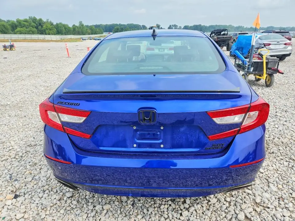 2022 HONDA ACCORD SPORT  