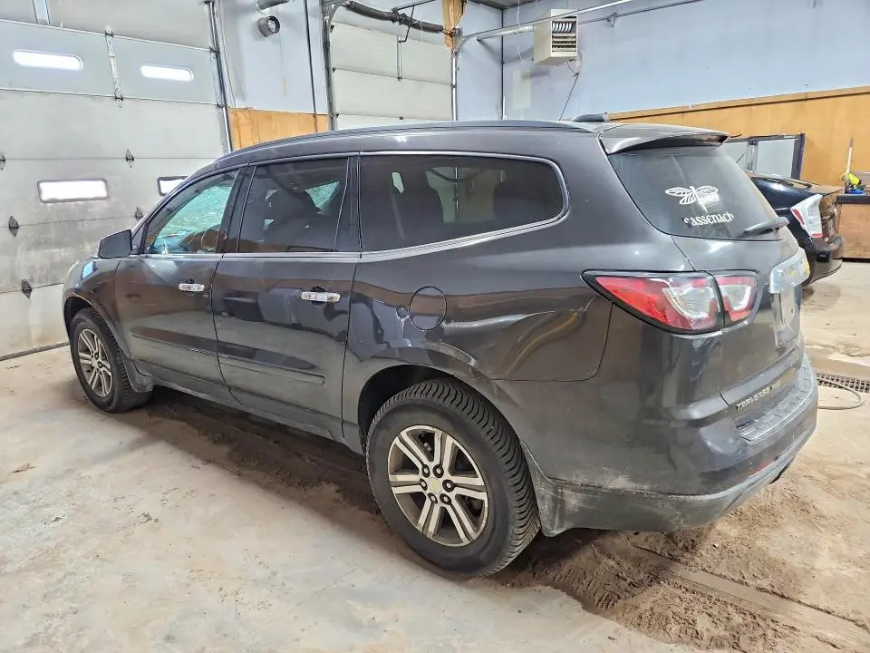 2017 CHEVROLET TRAVERSE LT  