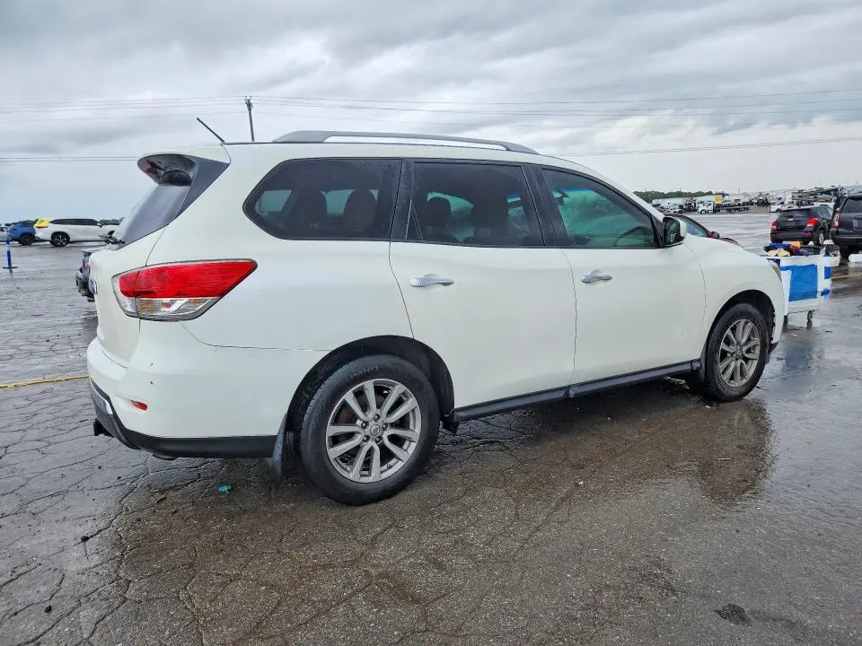 2016 NISSAN PATHFINDER S  
