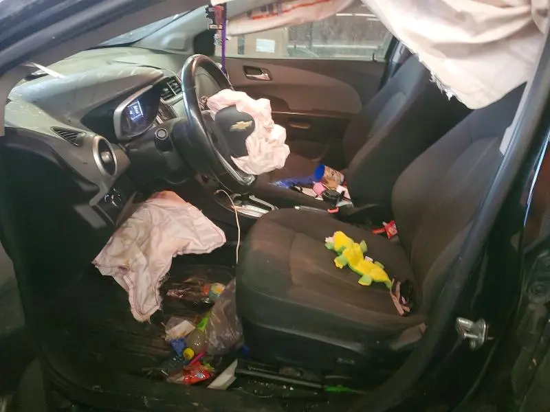 2017 CHEVROLET SONIC LT  