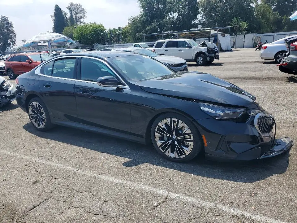 2025 BMW 530 I  