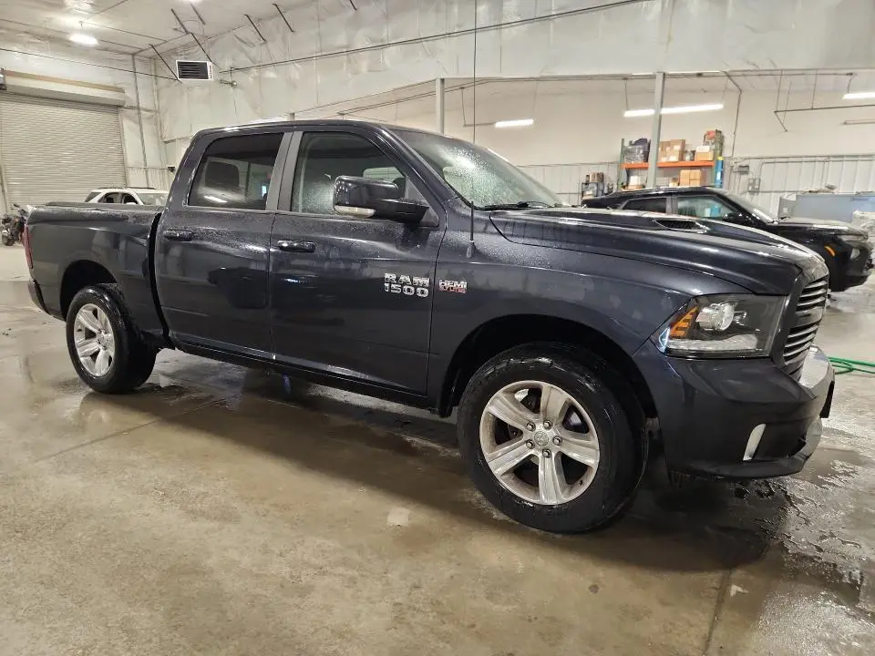 2013 RAM 1500 SPORT  