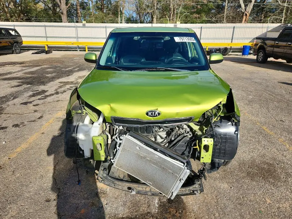 2019 KIA SOUL +  