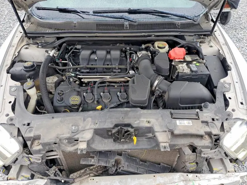 2014 FORD TAURUS SEL  