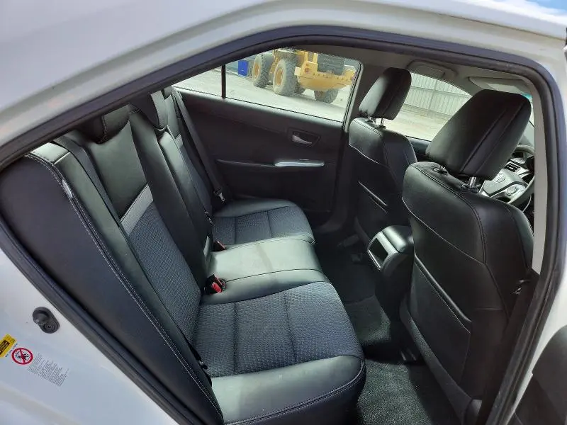 2014 TOYOTA CAMRY SE  