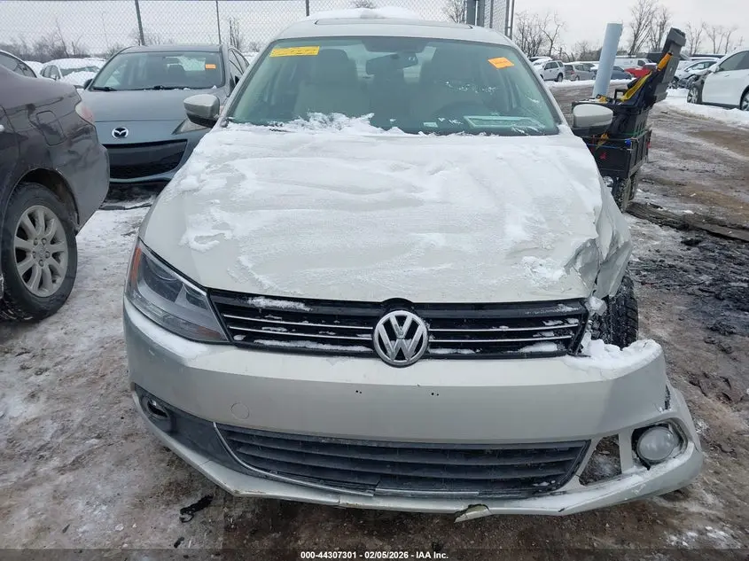 2011 VOLKSWAGEN JETTA 2.0L TDI