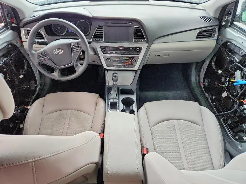 2017 HYUNDAI SONATA SE  