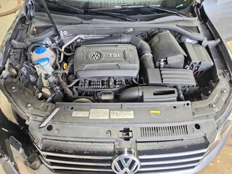 2015 VOLKSWAGEN PASSAT S  
