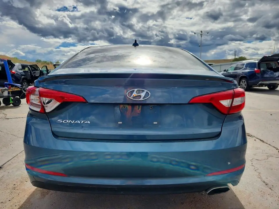 2016 HYUNDAI SONATA SE  