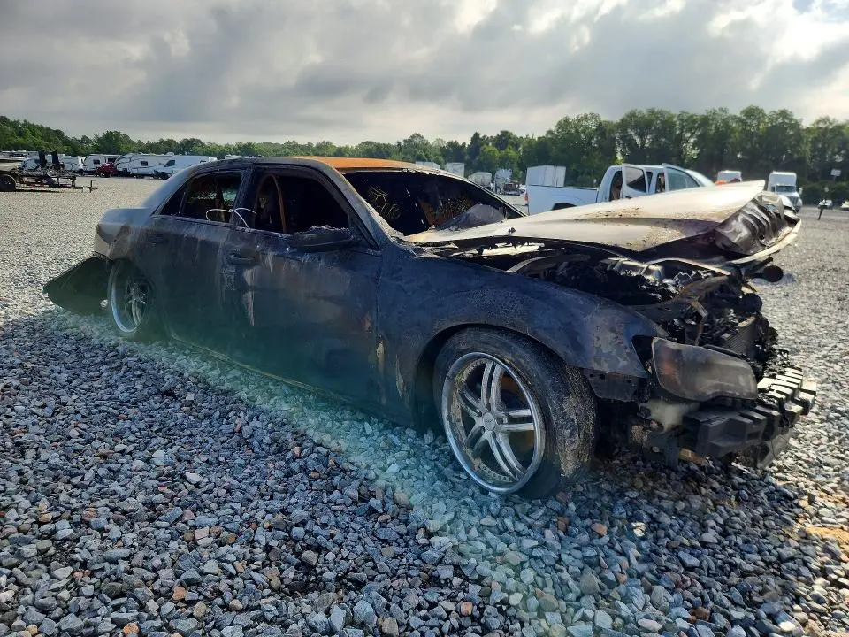 2013 CHRYSLER 300   
