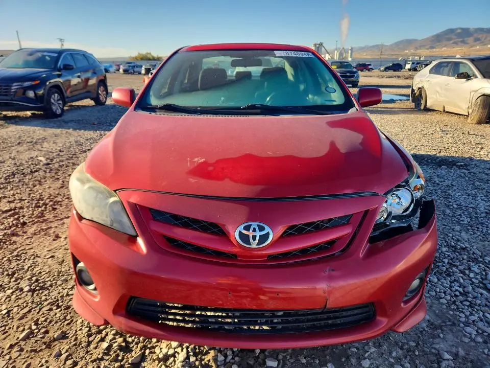 2013 TOYOTA COROLLA S  