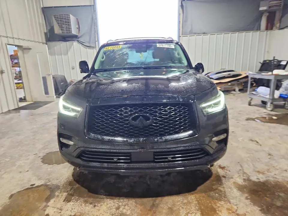 2018 INFINITI QX80 BASE  