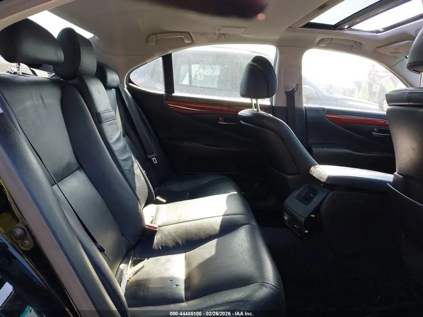 2012 LEXUS LS 460  