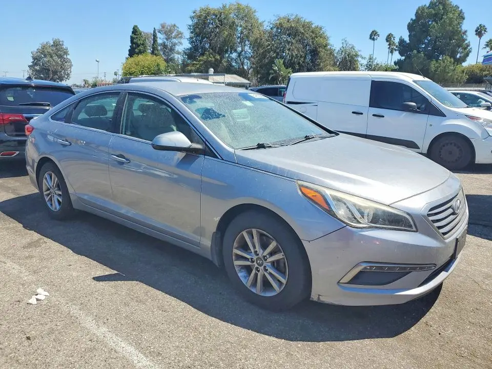 2015 HYUNDAI SONATA SE  