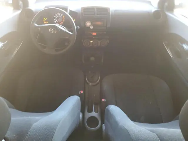 2010 TOYOTA SCION XD   