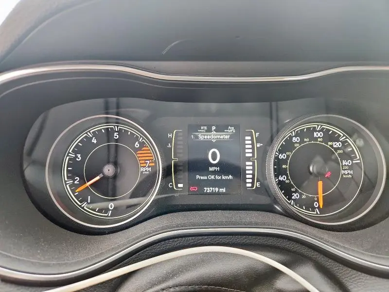 2021 JEEP CHEROKEE LATITUDE PLUS  