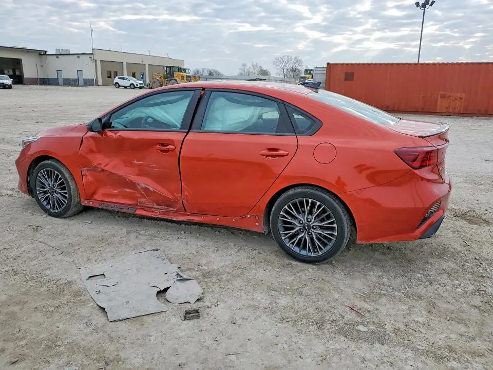 2023 KIA FORTE GT-LINE  