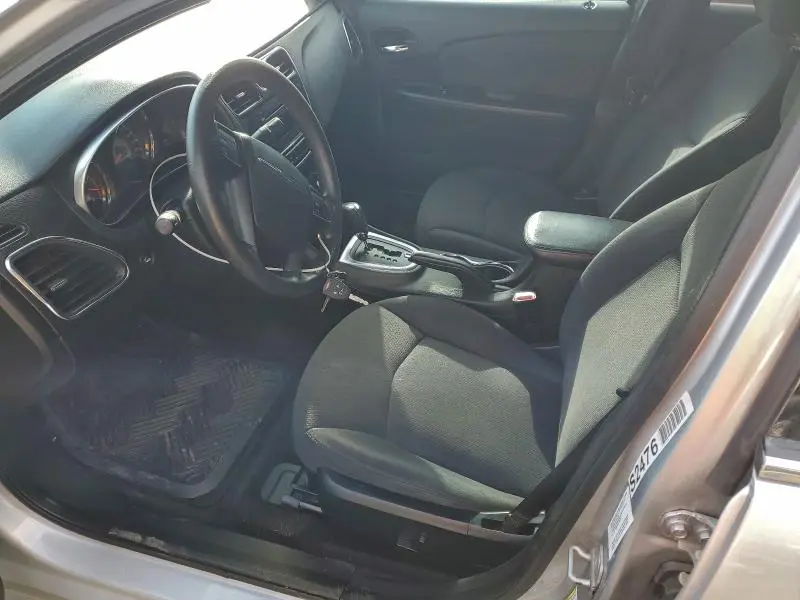 2012 CHRYSLER 200 LX  
