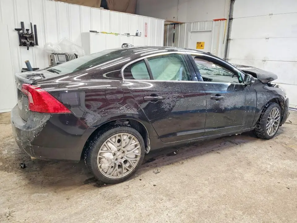 2011 VOLVO S60 T6  