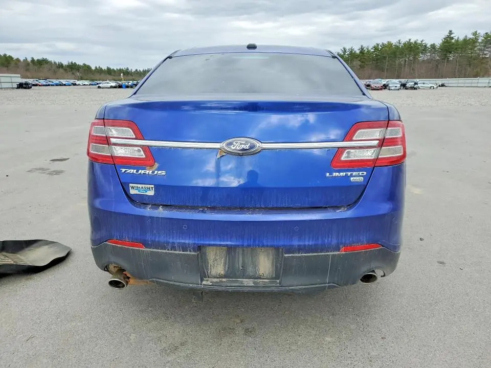 2015 FORD TAURUS LIMITED  