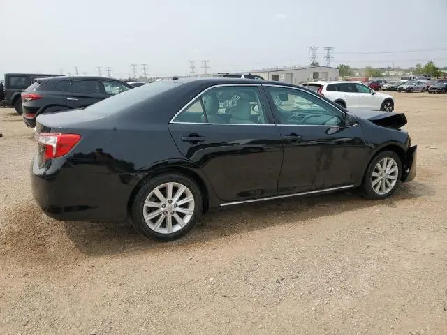 2013 TOYOTA CAMRY SE  