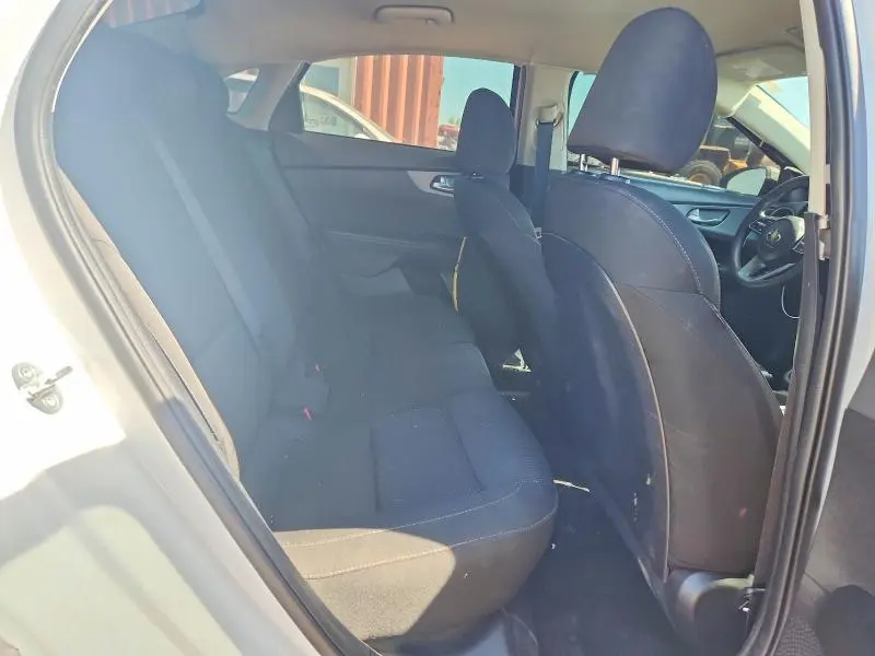 2021 KIA FORTE FE  