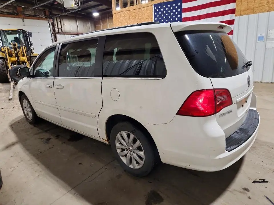 2012 VOLKSWAGEN ROUTAN SE  