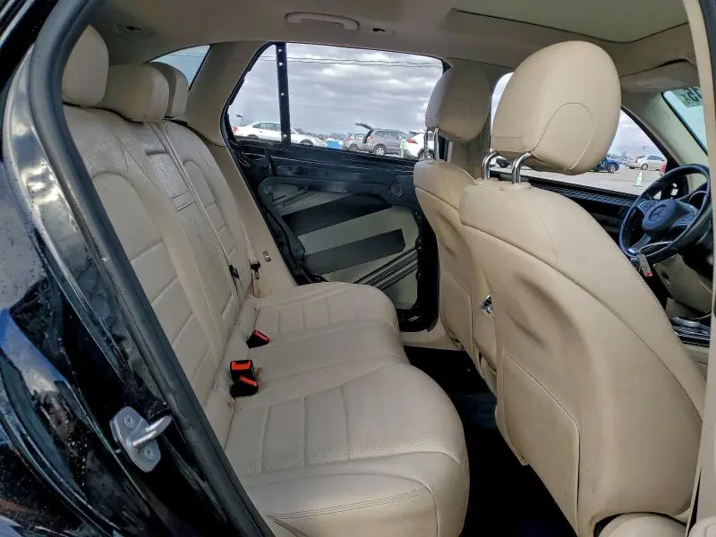 2018 MERCEDES-BENZ GLC 300 4MATIC  