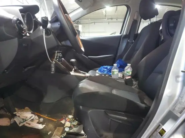 2019 TOYOTA YARIS L  