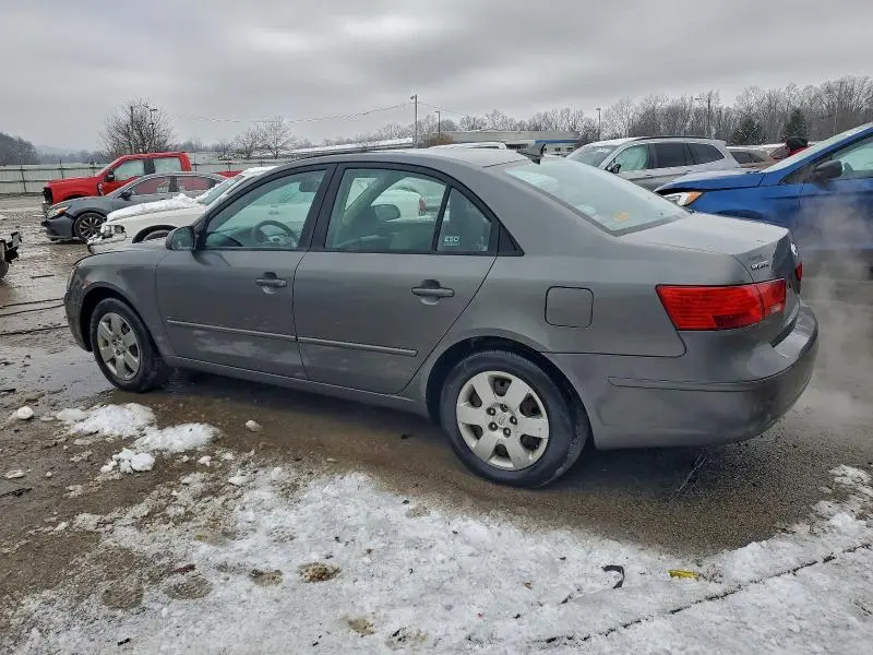 2010 HYUNDAI SONATA GLS  
