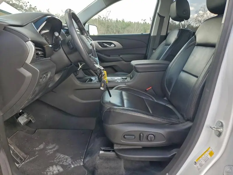 2018 CHEVROLET TRAVERSE LT  