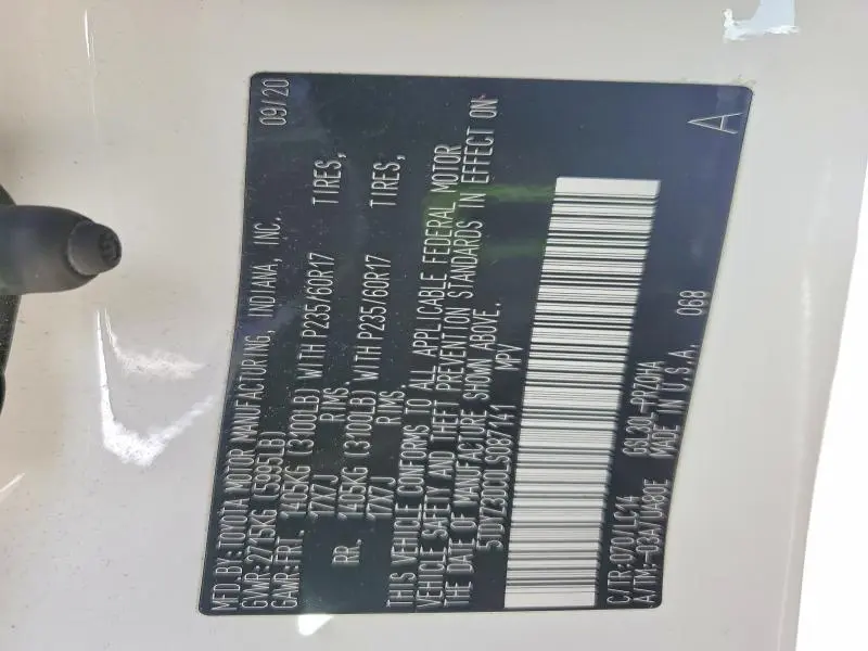 2020 TOYOTA SIENNA XLE 8-PASSENGER  