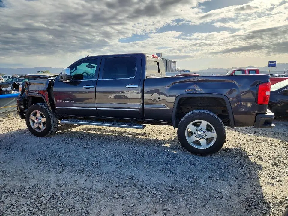 2015 GMC SIERRA K2500 DENALI  