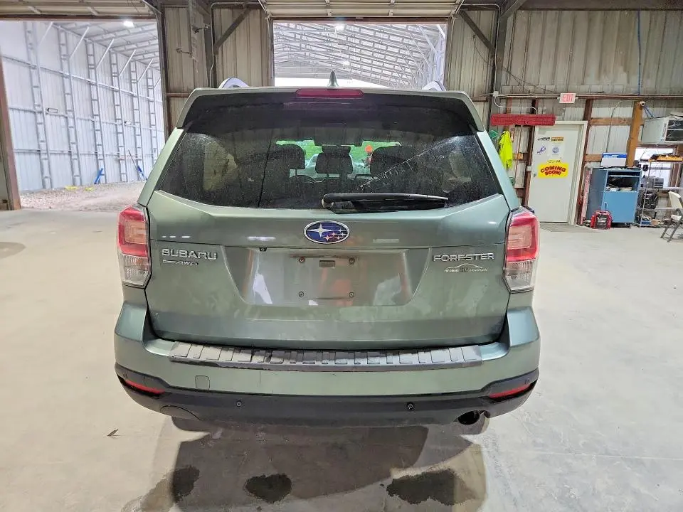 2018 SUBARU FORESTER   