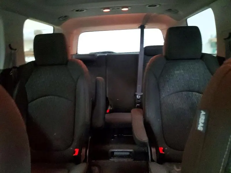 2014 GMC ACADIA SLE  