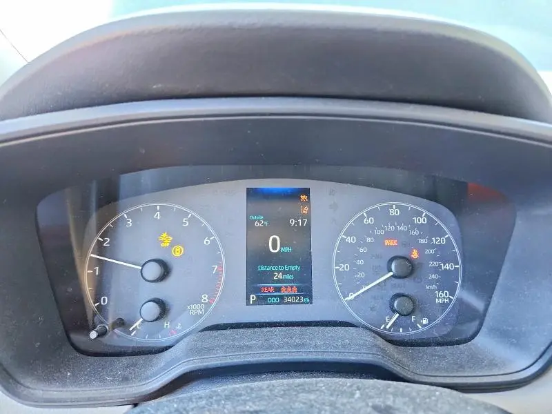 2025 TOYOTA COROLLA LE  