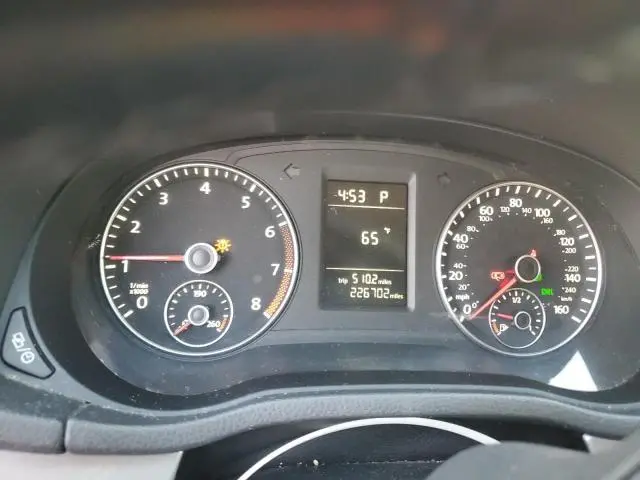 2015 VOLKSWAGEN PASSAT S  