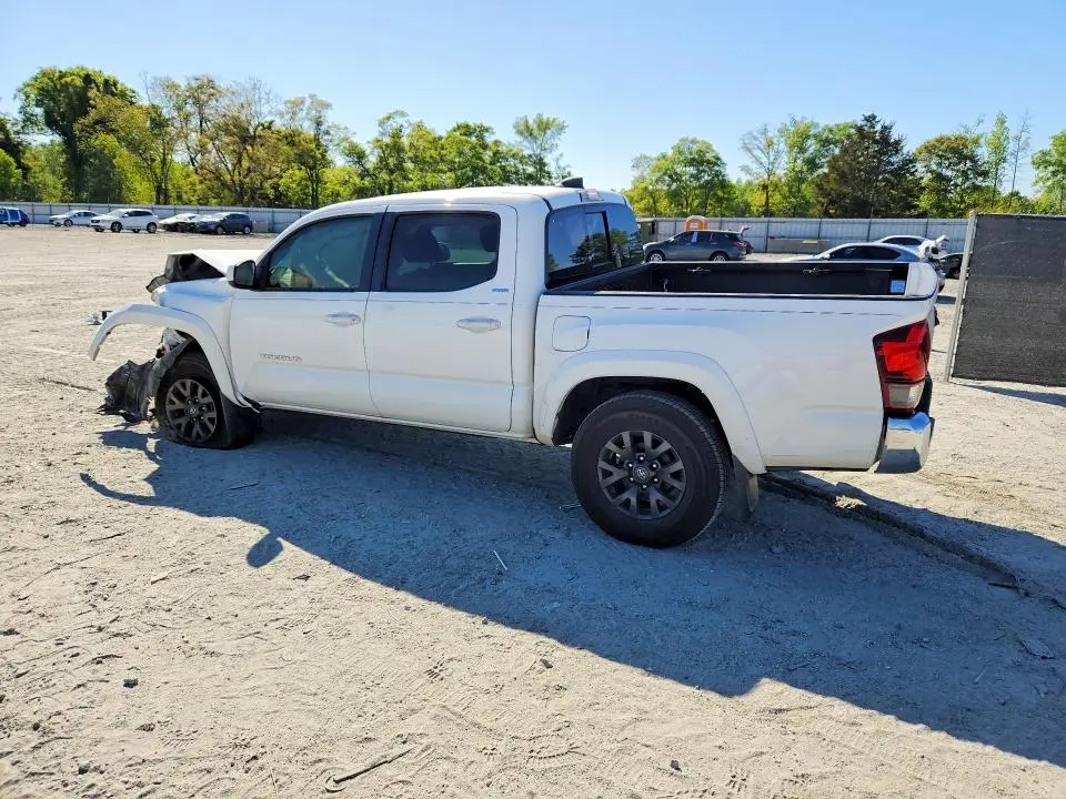 2020 TOYOTA TACOMA SR5 V6  