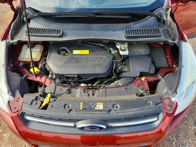 2016 FORD ESCAPE SE  