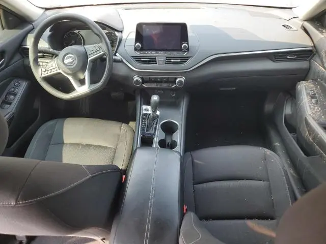 2022 NISSAN ALTIMA SV  
