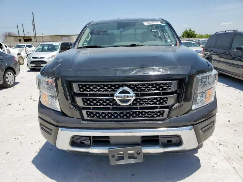 2022 NISSAN TITAN S  