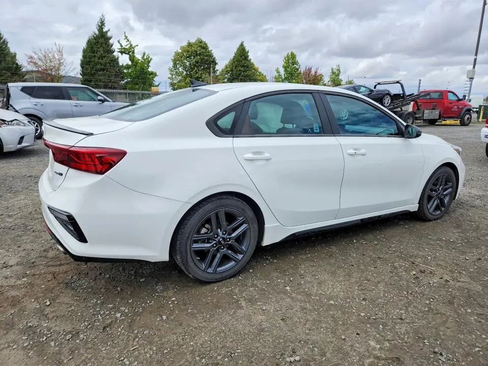 2021 KIA FORTE GT LINE  