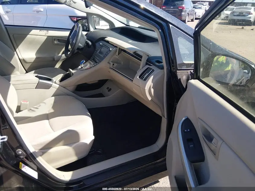 2015 TOYOTA PRIUS THREE