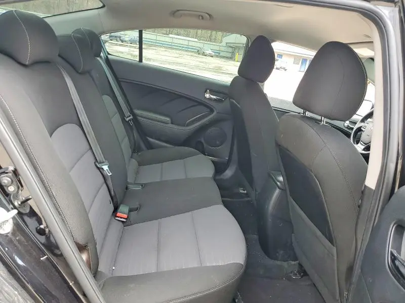 2018 KIA FORTE S  