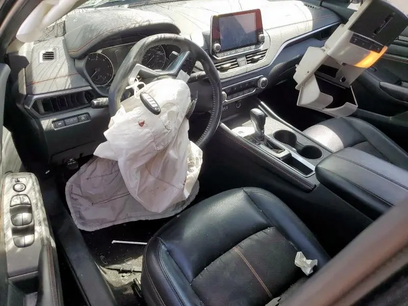 2022 NISSAN ALTIMA SR  