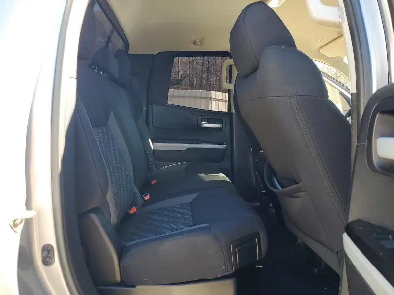 2019 TOYOTA TUNDRA DOUBLE CAB SR  