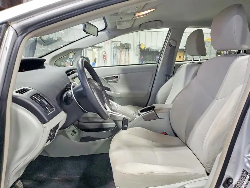 2015 TOYOTA PRIUS TWO  