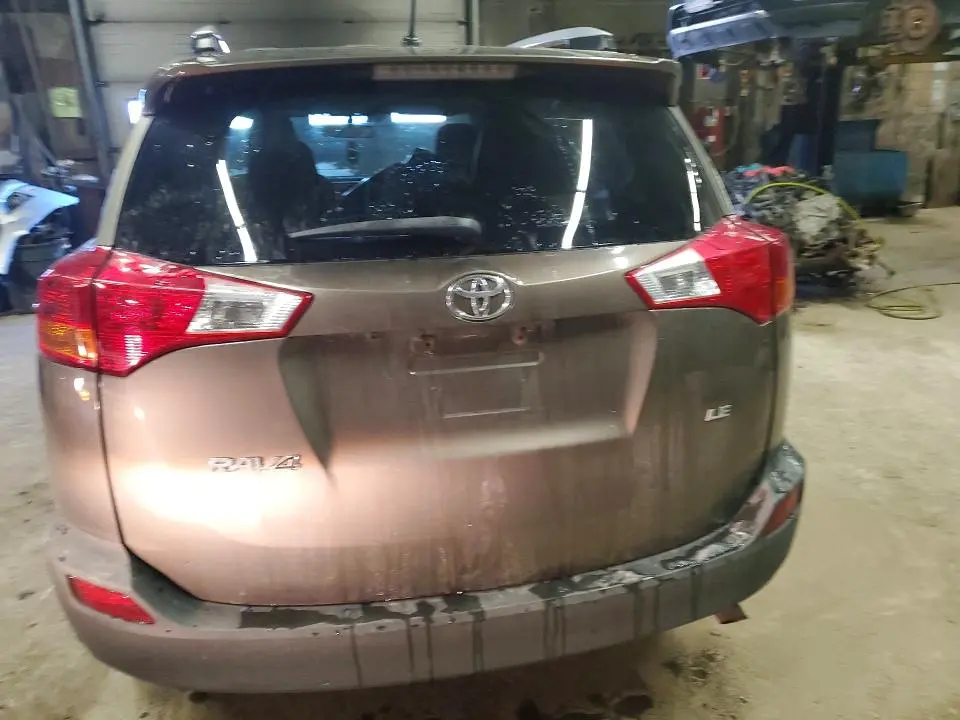 2013 TOYOTA RAV4 LE  