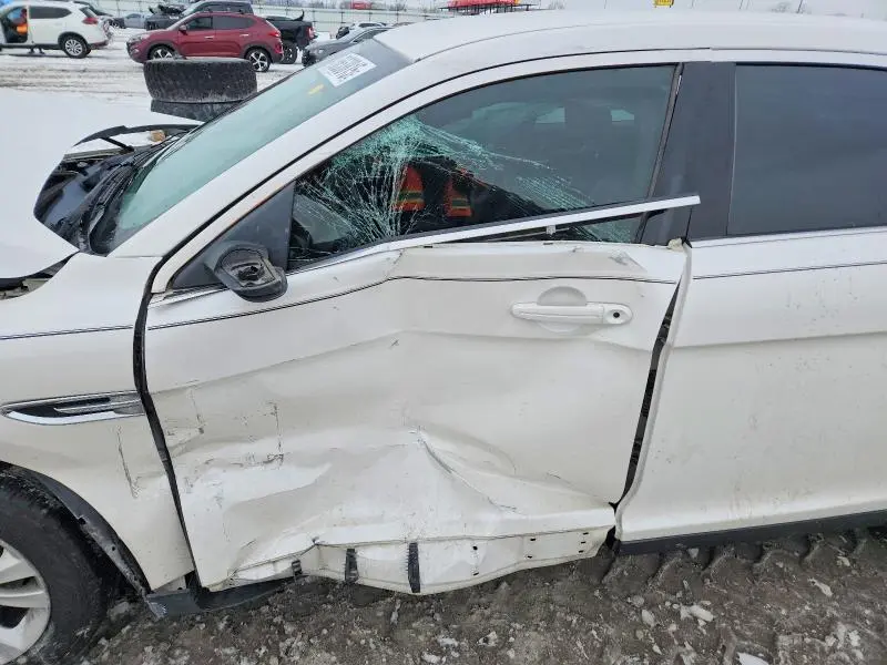 2010 FORD TAURUS SEL  