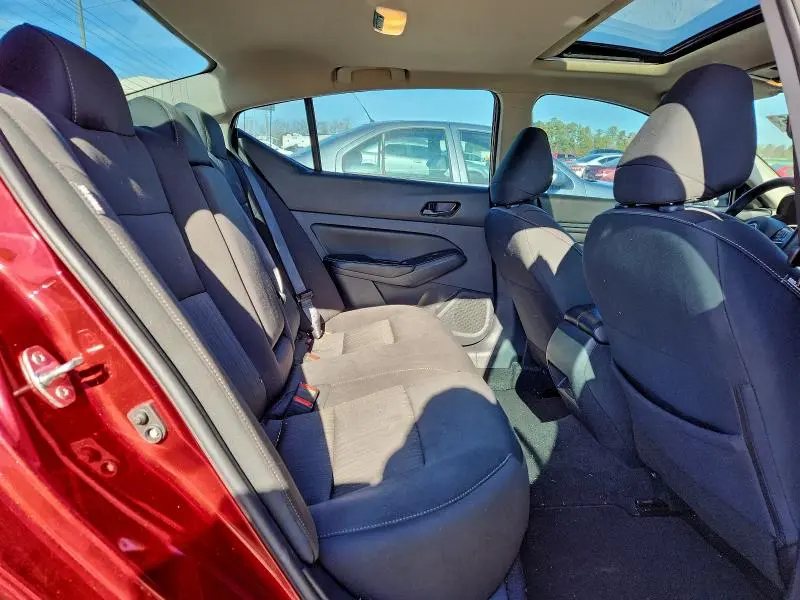 2025 NISSAN ALTIMA SV  